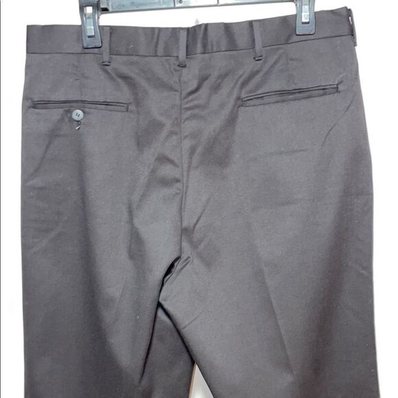 Black Dress Pants with Straight Leg and Smooth Fabric - Picture 6 of 9